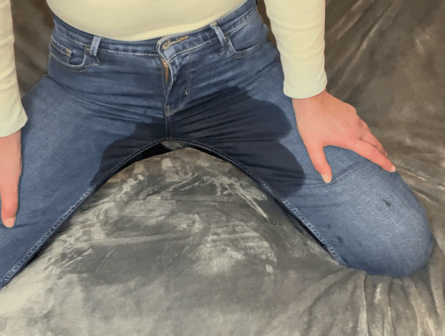 Couch Geflüster - Entspannt in die Jeans gepisst